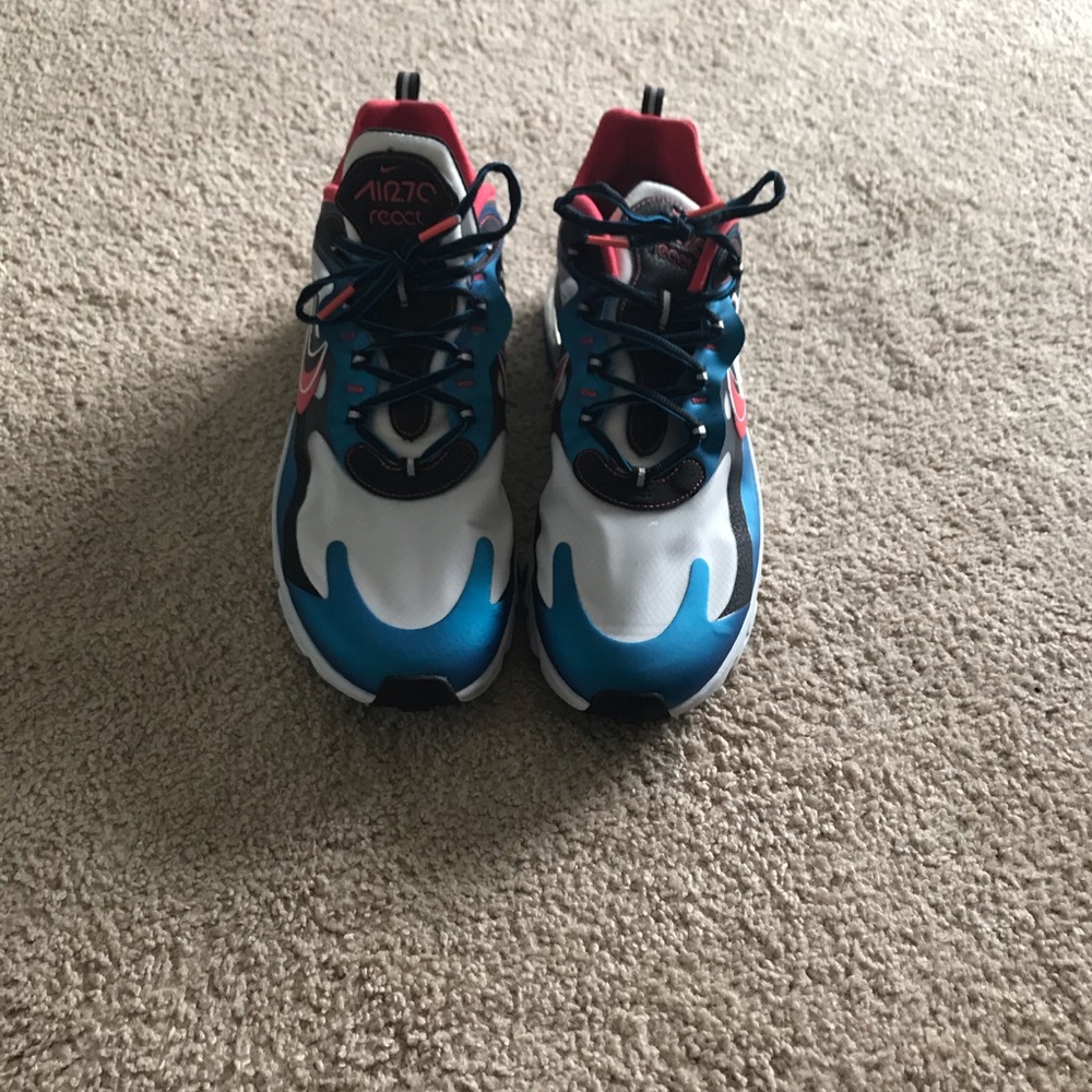 Nike React